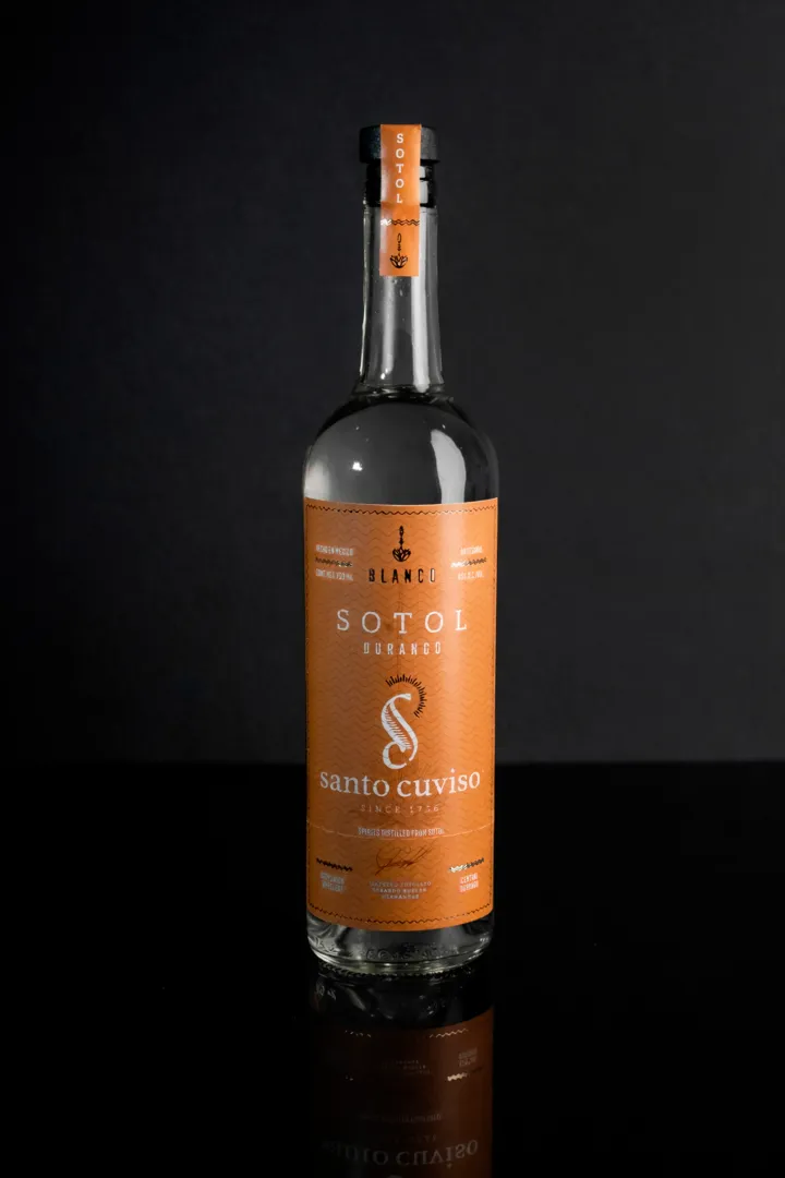 Santo Cuviso Sotol Durango